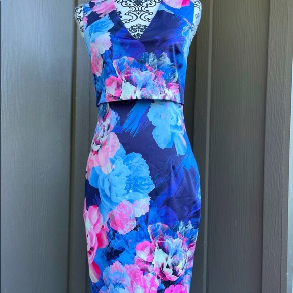 Coast dress - Picture 8 of 10